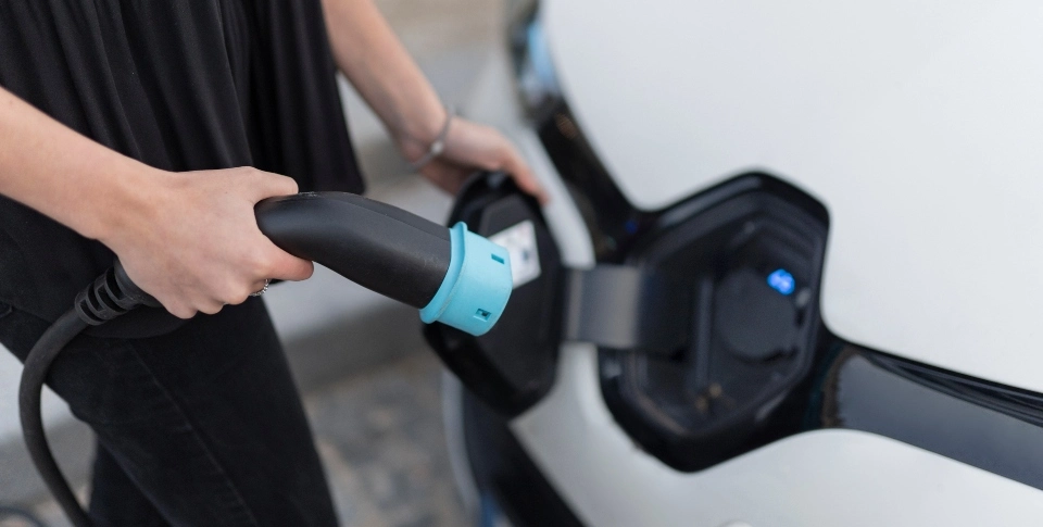 Que es un coche hibrido no enchufable