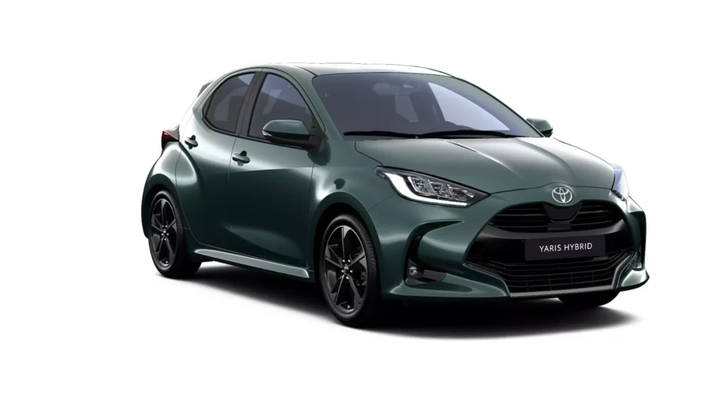 Toyota Yaris Style Color Verde Everest vista perfil delantero